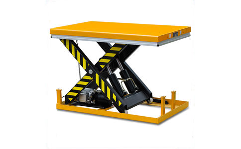 小型高空作業(yè)平臺在商場清潔中提升工作效率的可靠性